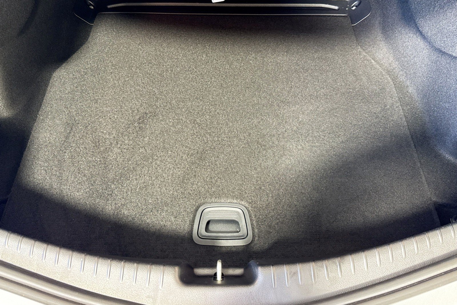 Certified Used 2026 Cirrus Silver Metallic Mercedes-Benz CLE 300 4MATIC® Coupe image 24