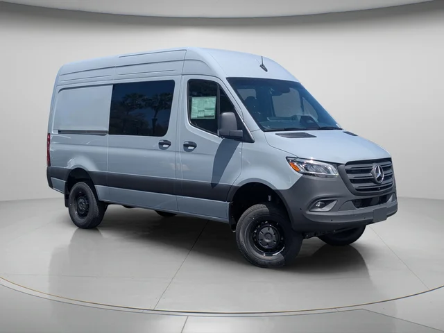 2026 Mercedes-Benz Sprinter 2500 Crew 144 WB 4MATIC®