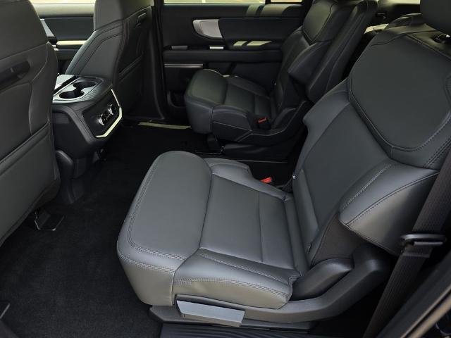 New 2027 Agate Black Metallic Ford MAX Active image 27
