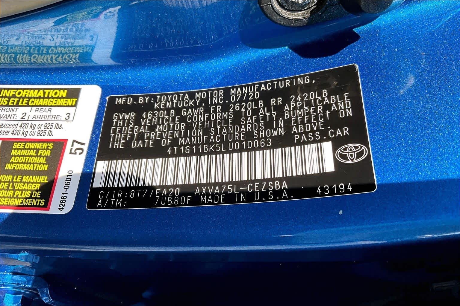 Used 2020 Blue Streak Metallic Toyota SE image 33