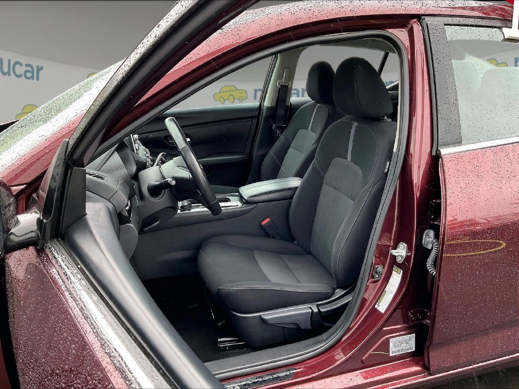 Used 2024 Red Nissan SV image 10