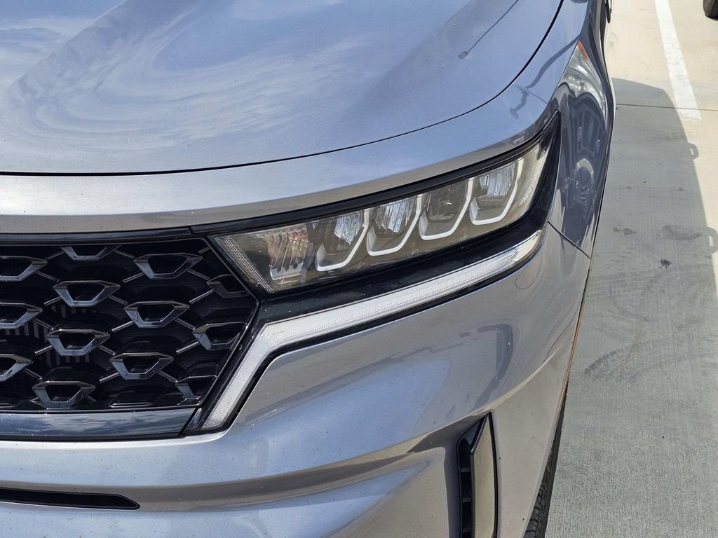 Used 2021 Silver Kia EX image 5