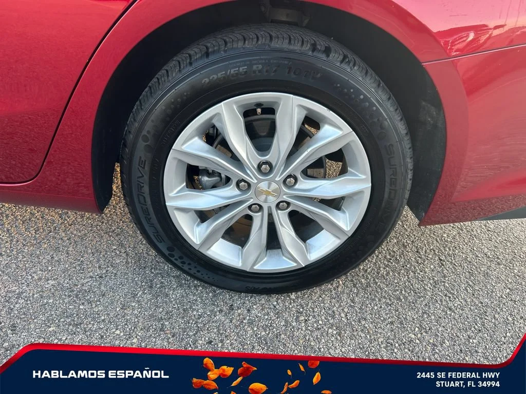 Used 2025 Radiant Red Tintcoat Chevrolet 1LT image 9