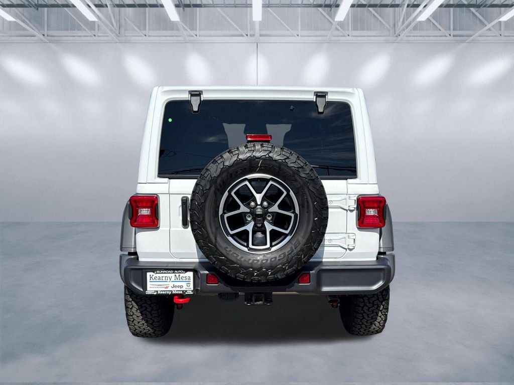 New 2026 Bright White Clear-Coat Exterior Paint Jeep Rubicon image 5