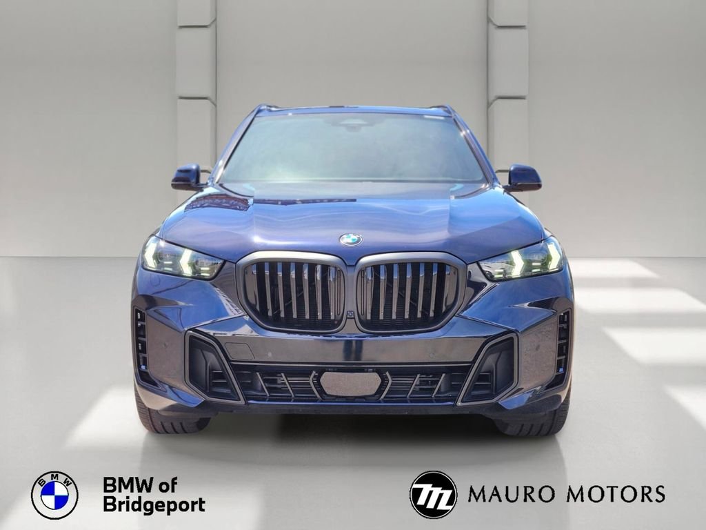 Used 2025 Black BMW xDrive40i image 8