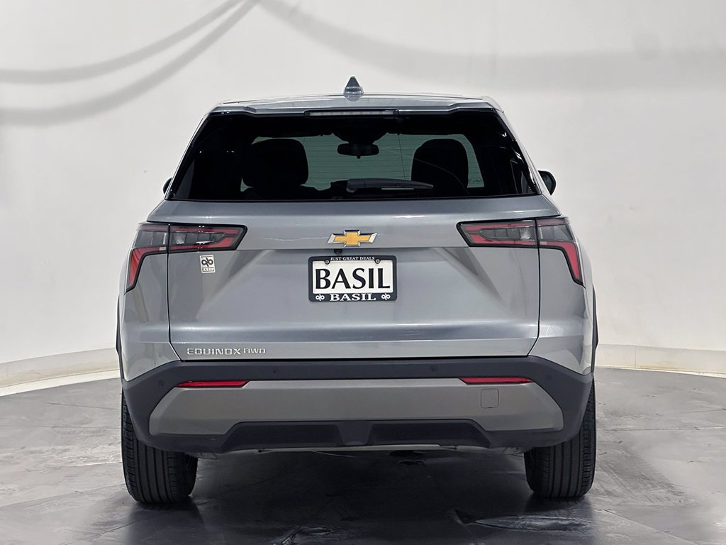 Used 2025 Gray Chevrolet LT image 12