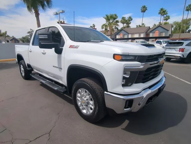 2024 Chevrolet Silverado 2500HD LT