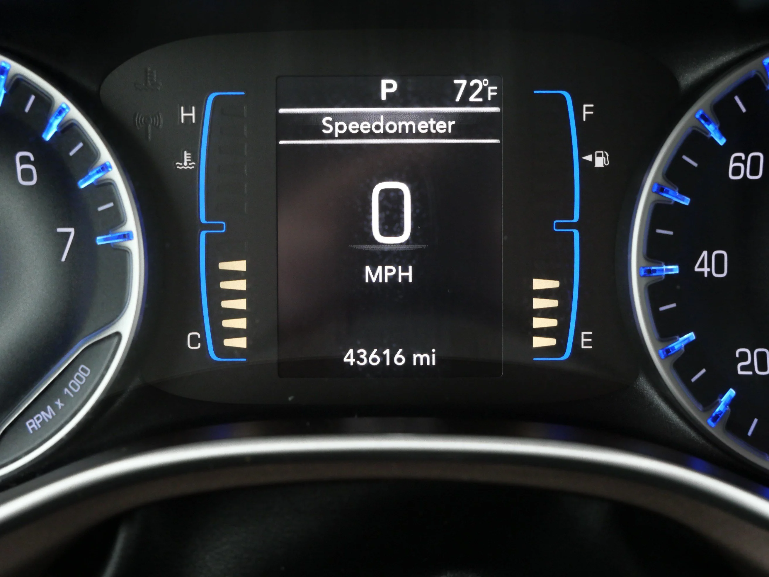 Used 2024 Brilliant Black Crystal Pearlcoat Chrysler LX image 35