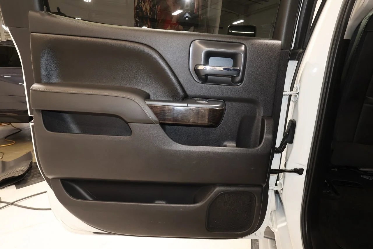Used 2016 SUMMIT WHITE GMC Denali image 12