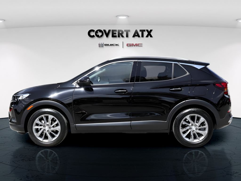 Used 2023 Black Buick Essence image 5