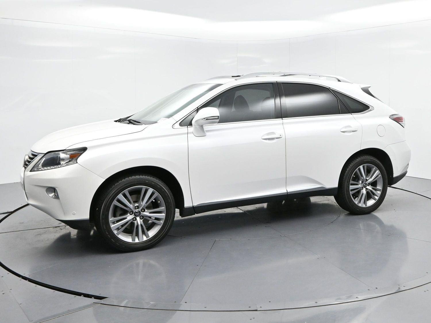 Used 2015 Starfire Pearl Lexus Base image 4