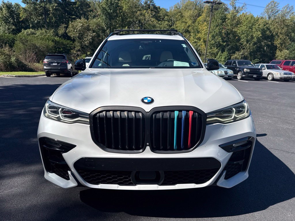Used 2019 White BMW xDrive50i image 2