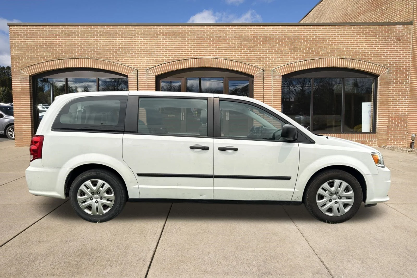 Used 2016 Bright White Clearcoat Dodge American Value Pkg image 2