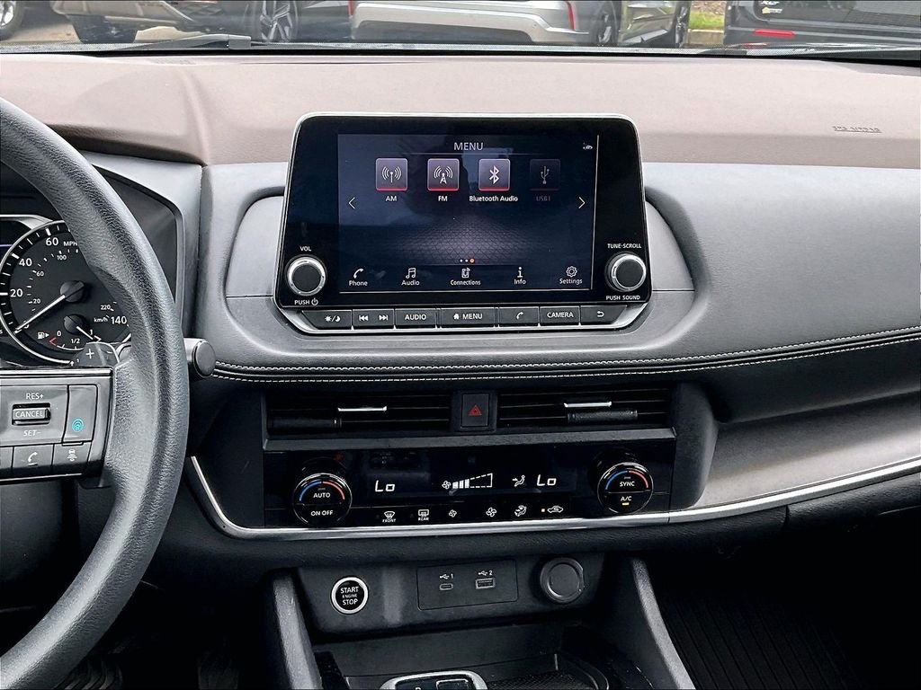 Used 2023 Gray Nissan SV image 18