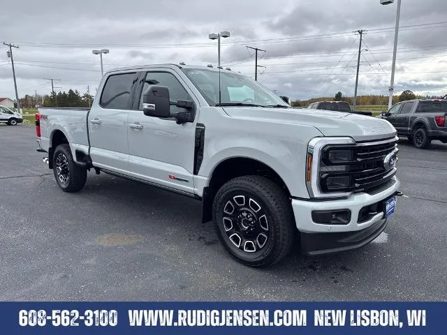 2026 Ford F-350 Super Duty Platinum - Photo 37