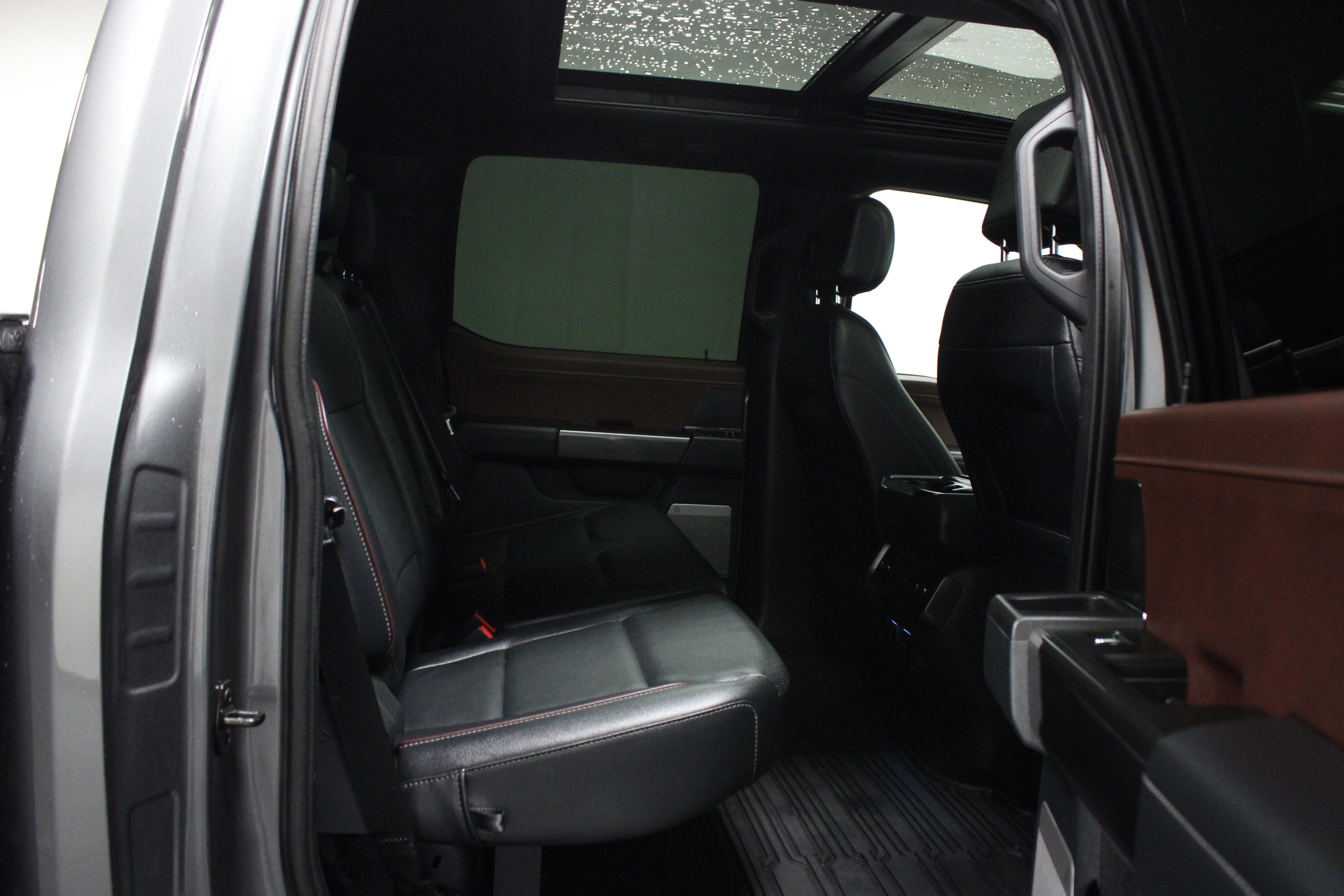 Used 2021 Carbonized Gray Metallic Ford LARIAT image 15