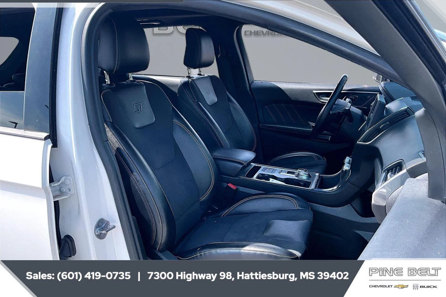 Used 2024 Star White Metallic Tri-Coat Ford ST image 6