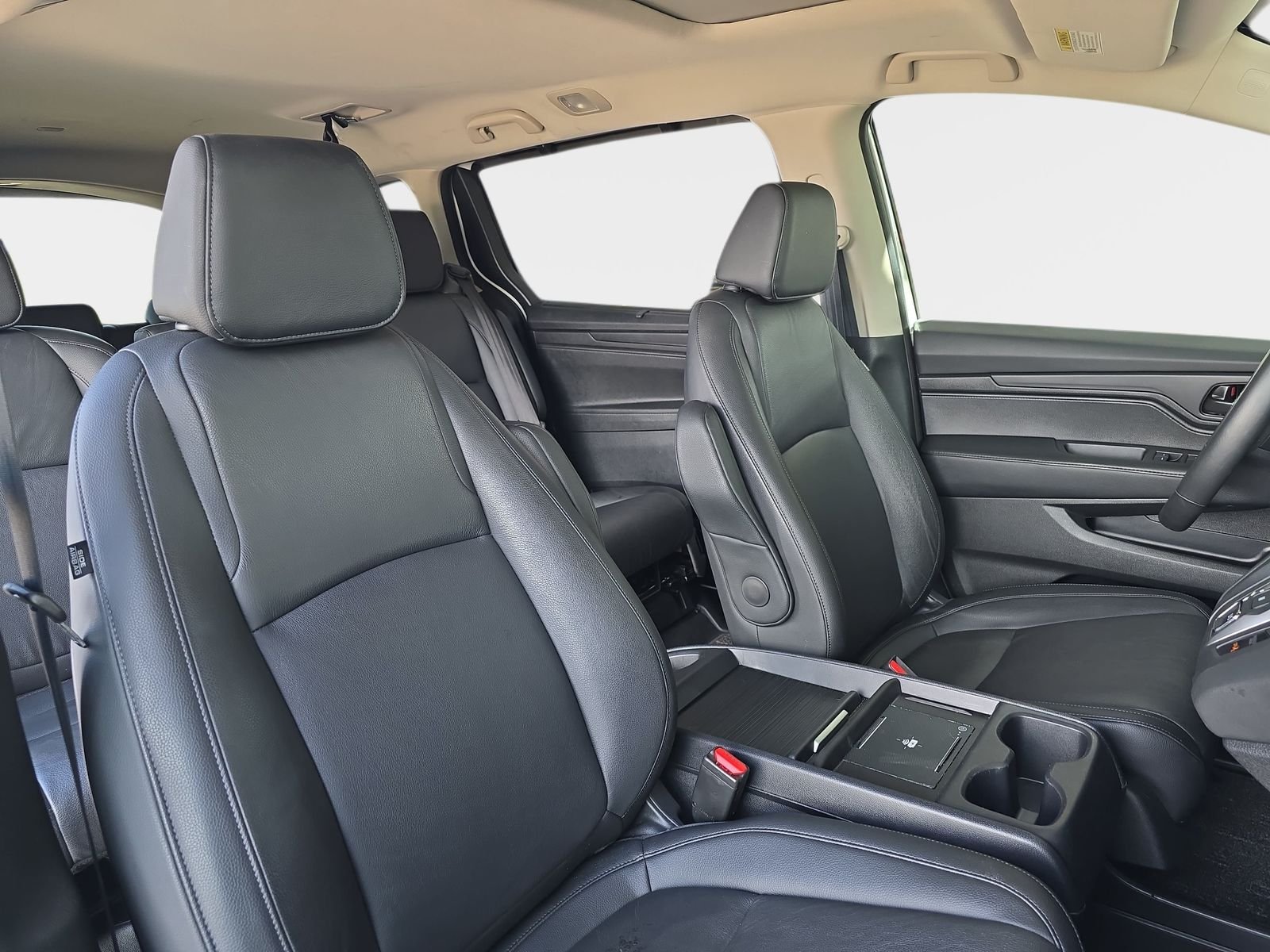 Used 2025  Honda EX-L image 12