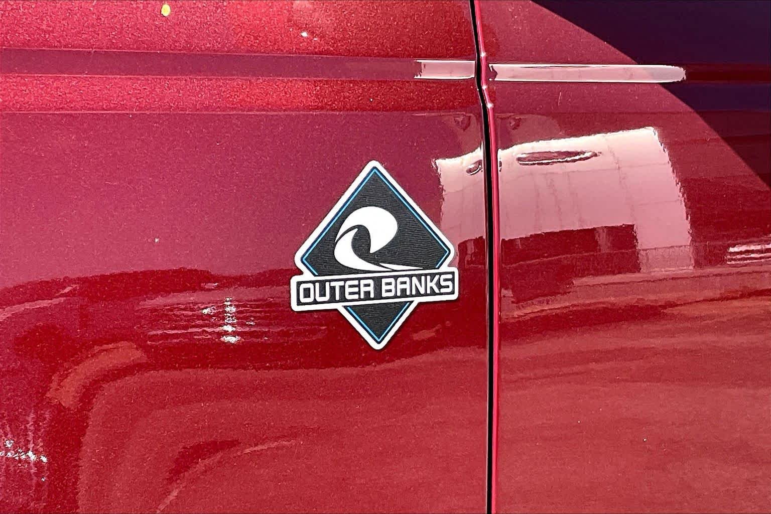 New 2026 Ruby Red Metallic Tinted Clearcoat Ford Outer Banks image 14