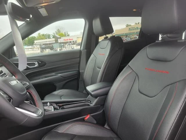 Used 2024 Red Hot Pearlcoat Jeep Trailhawk image 5
