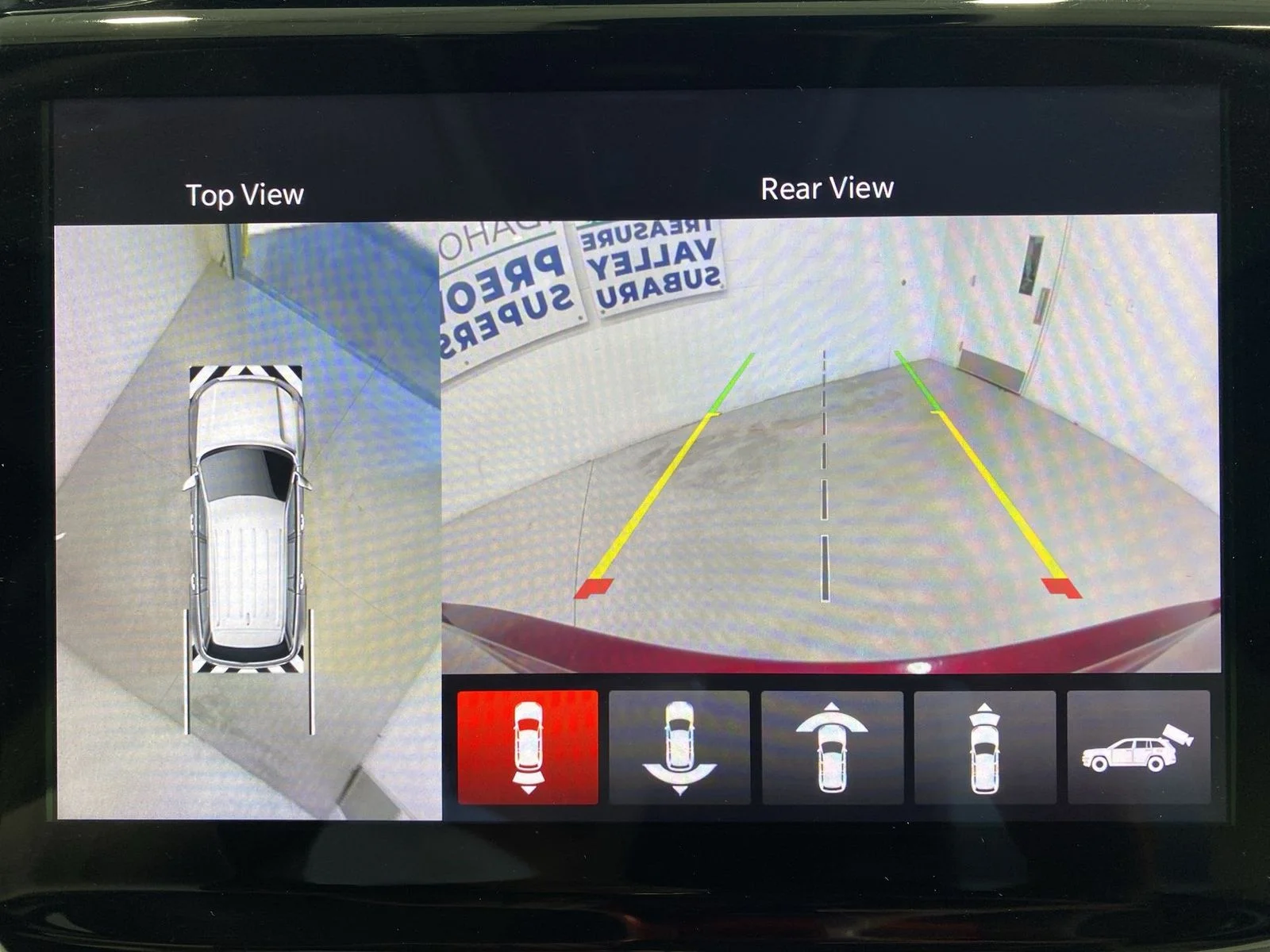 Used 2022 Red Jeep Summit 4xe image 17
