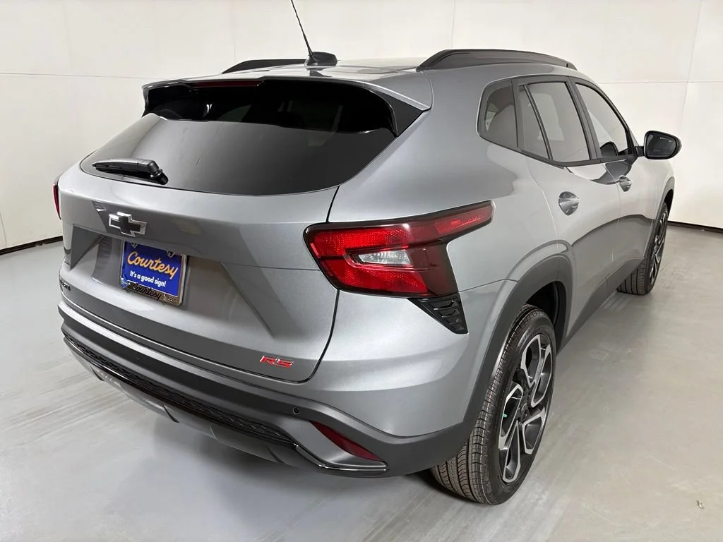 2026 Chevrolet Trax RS - Photo 10