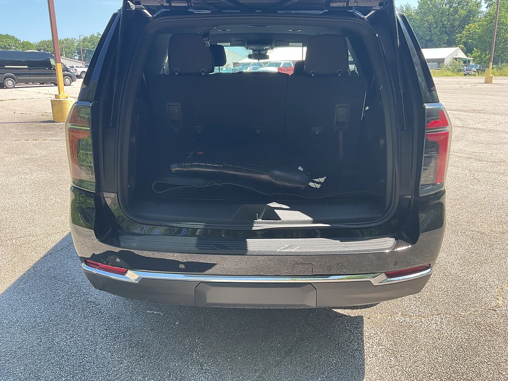 Used 2025 Black Chevrolet LS image 16
