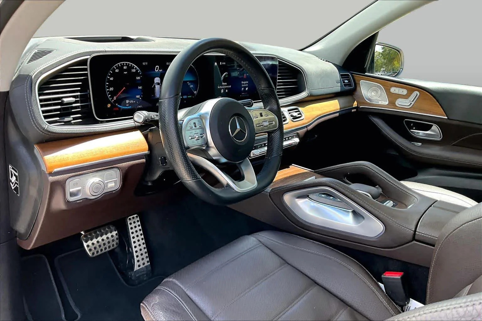 Used 2022 MANUFAKTUR Diamond White Bright Mercedes-Benz GLS 450 image 18
