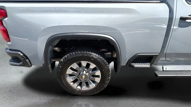 Used 2025 Gray Chevrolet Custom image 34