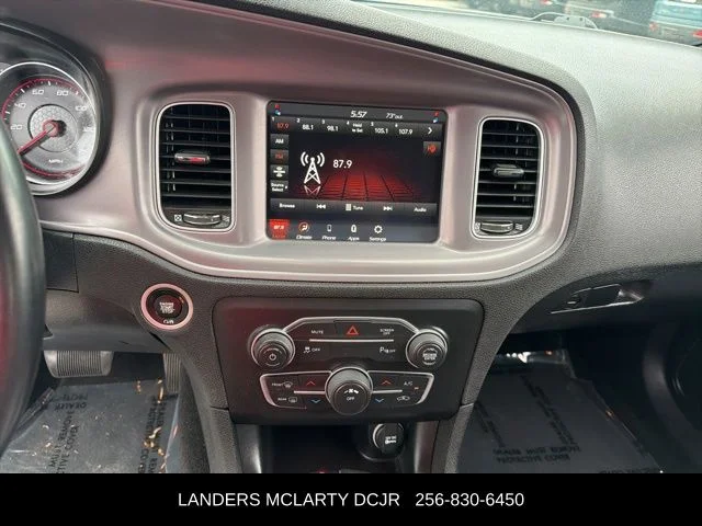 Used 2023 Black Dodge SXT image 21