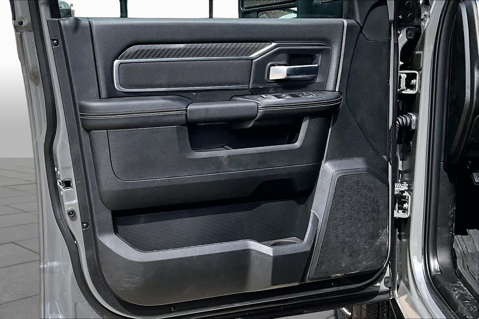 New 2027 Ceramic Gray Clearcoat RAM Big Horn image 10