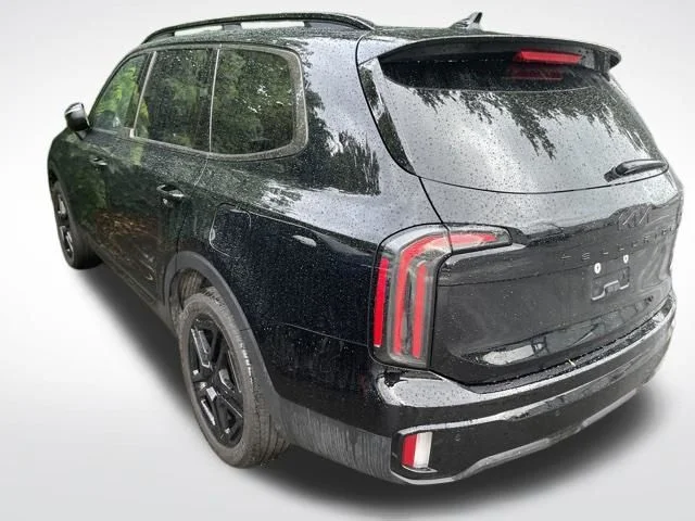 Used 2025 Black Kia EX X-Line image 7