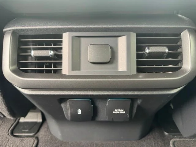 Used 2024 Blue Metallic Ford XLT image 17