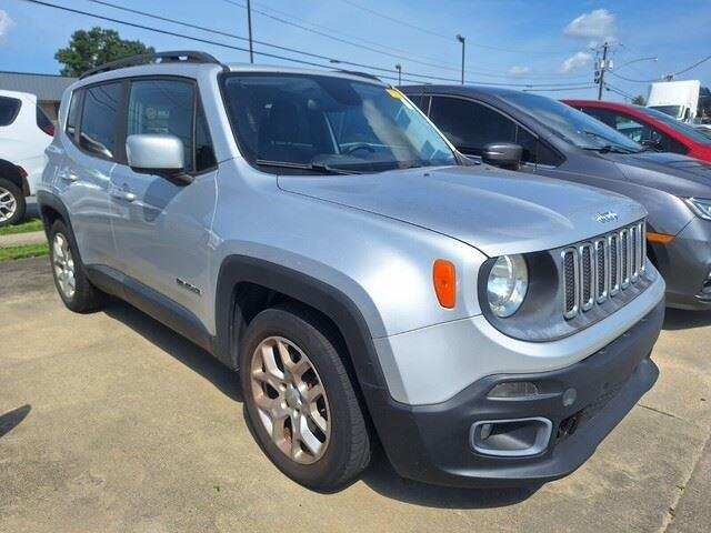 Used 2015 Glacier Metallic Jeep Latitude image 3