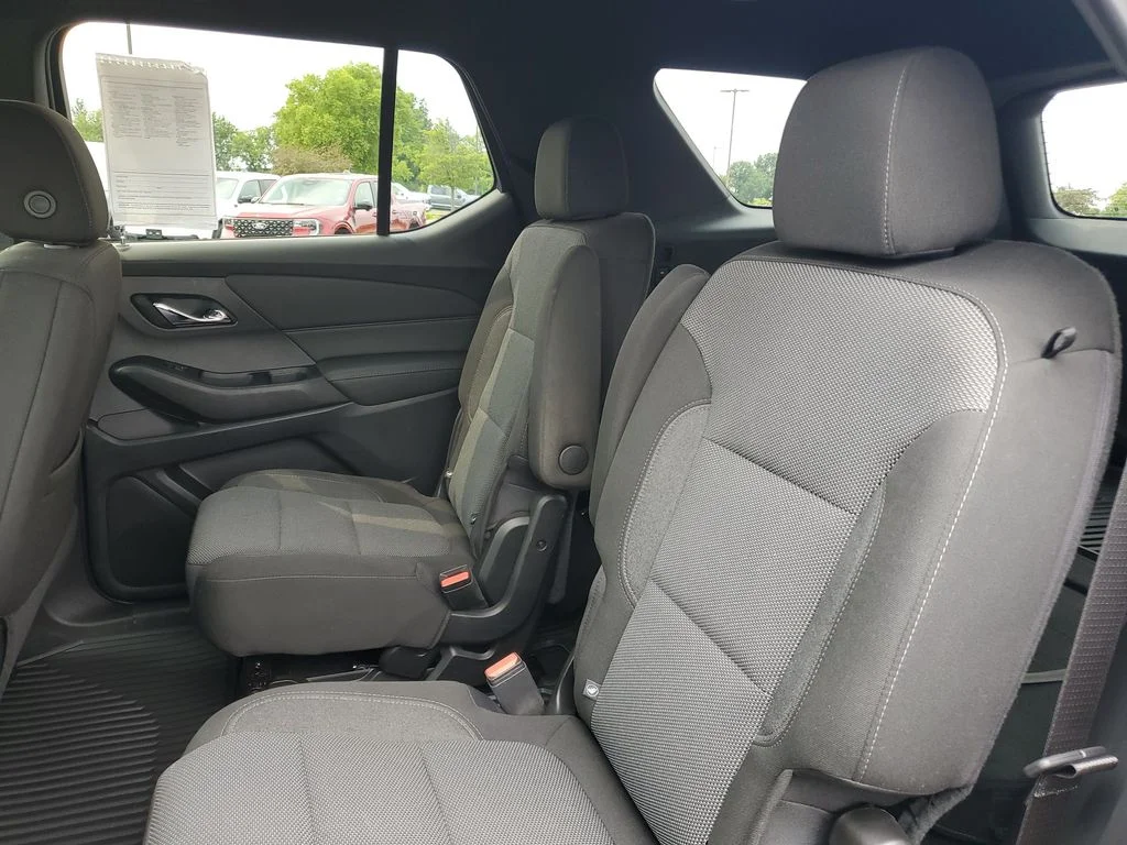 Certified Used 2024 Sterling Gray Metallic Chevrolet LT Cloth image 24