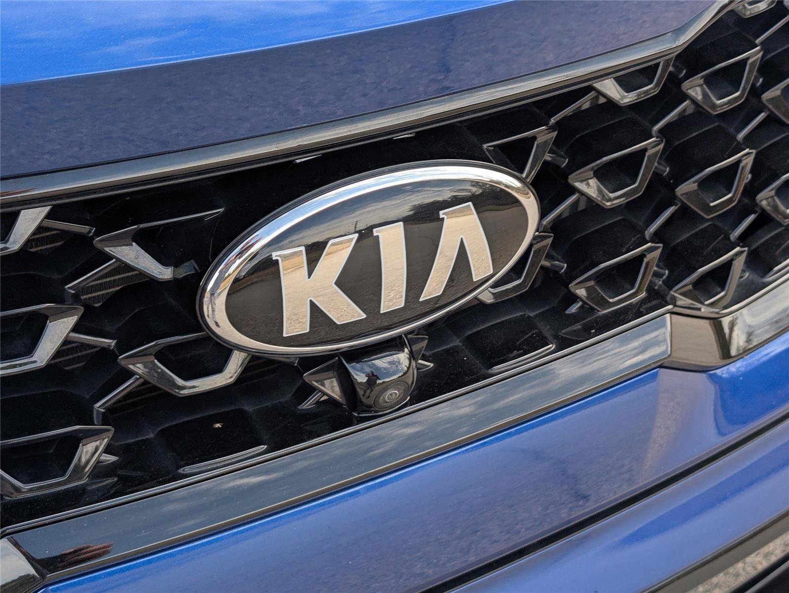 Used 2021 Blue Kia SX Prestige image 5