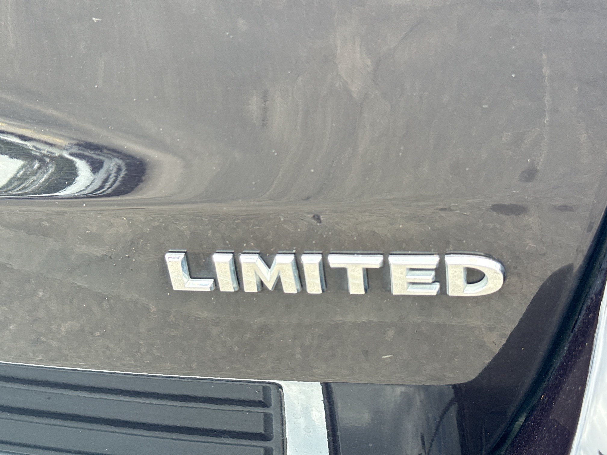 Used 2020 Sangria Metallic Clearcoat Jeep Limited image 11