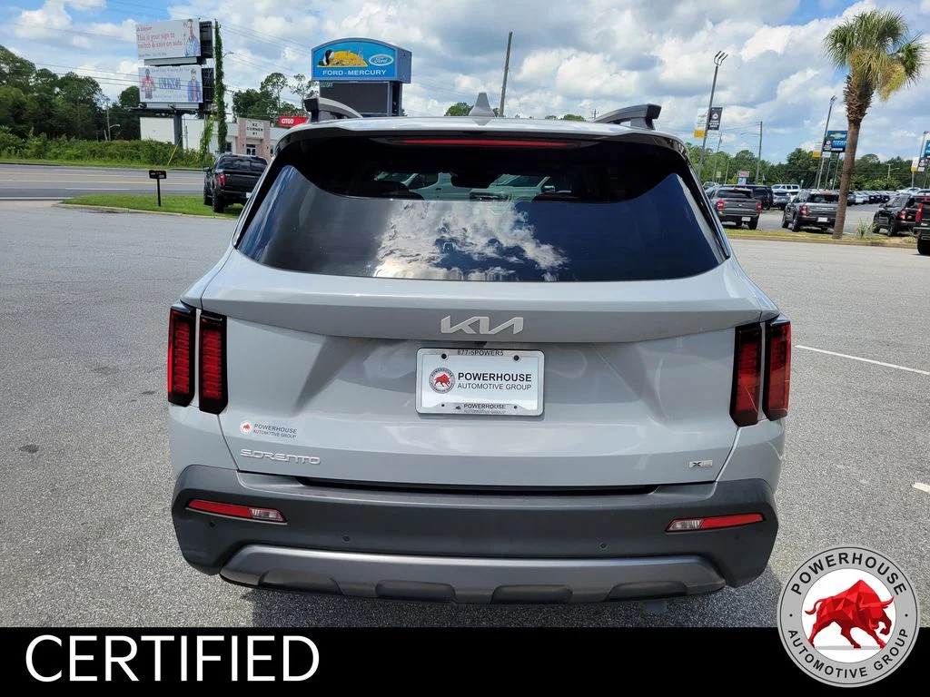 Used 2023 Gray Kia X-Line EX image 4