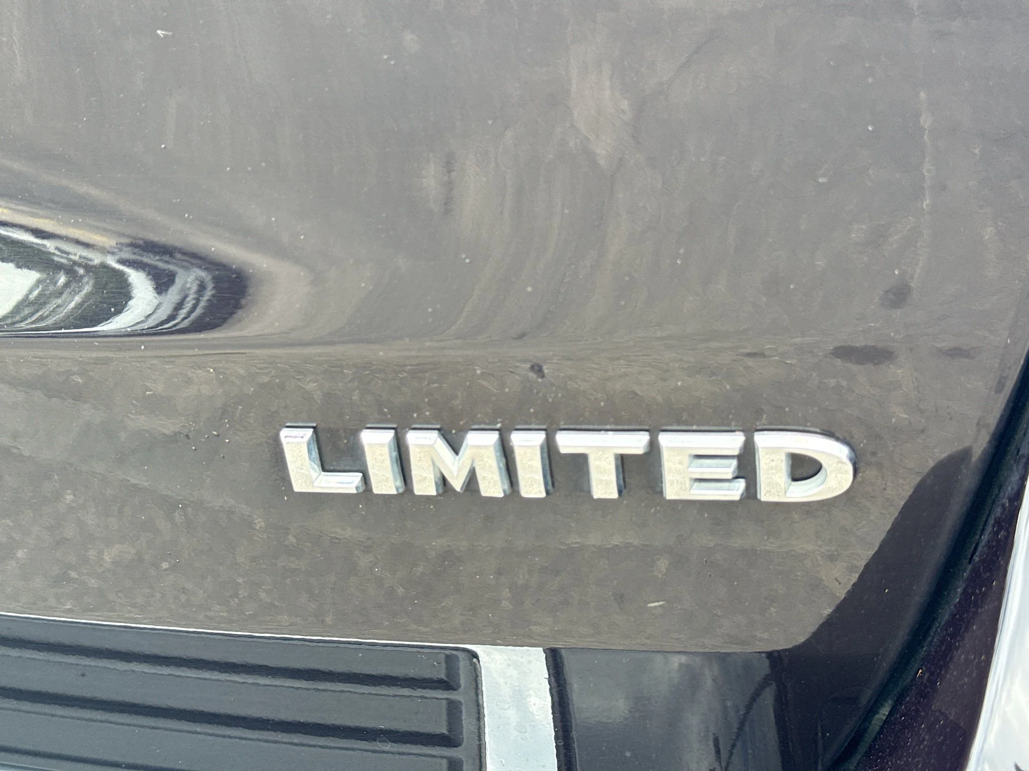 Used 2020 Sangria Metallic Clearcoat Jeep Limited image 11