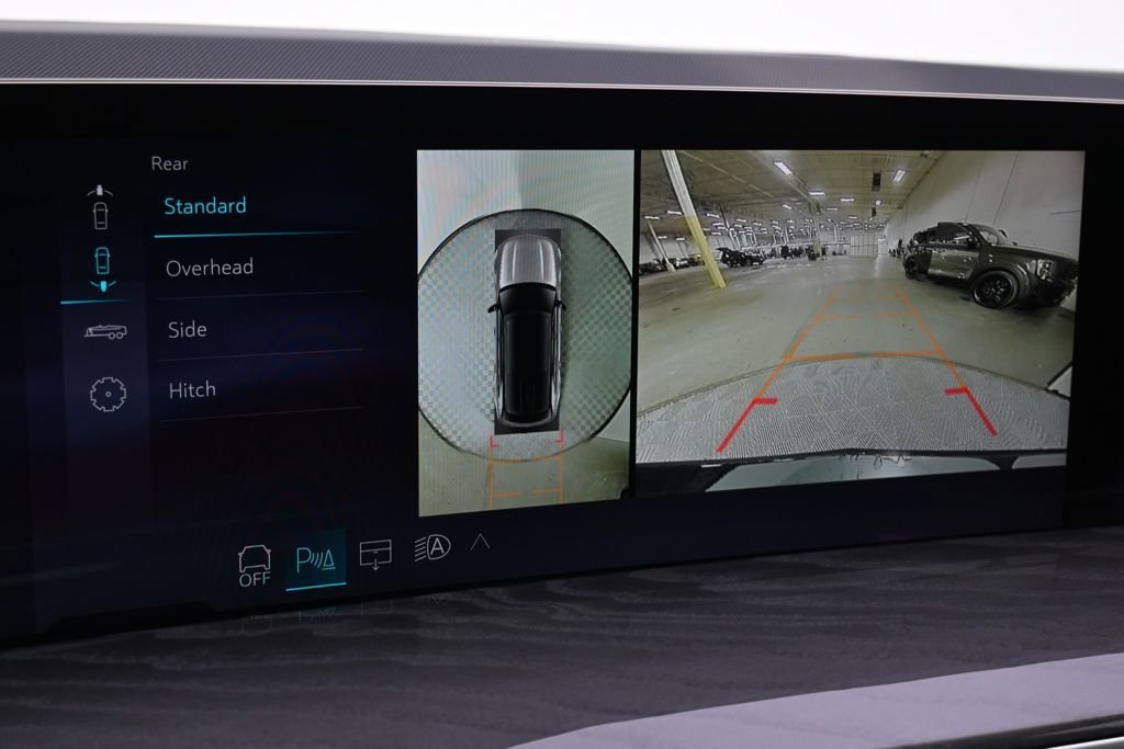 2025 Cadillac Escalade IQ Luxury 2 - Photo 32