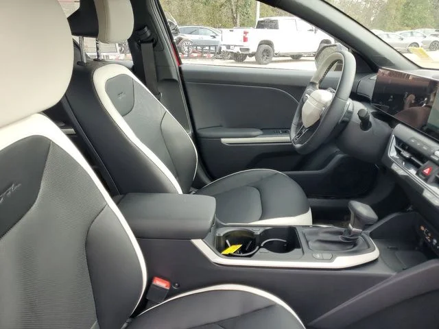 2025 Kia K4 GT-Line Turbo - Photo 32