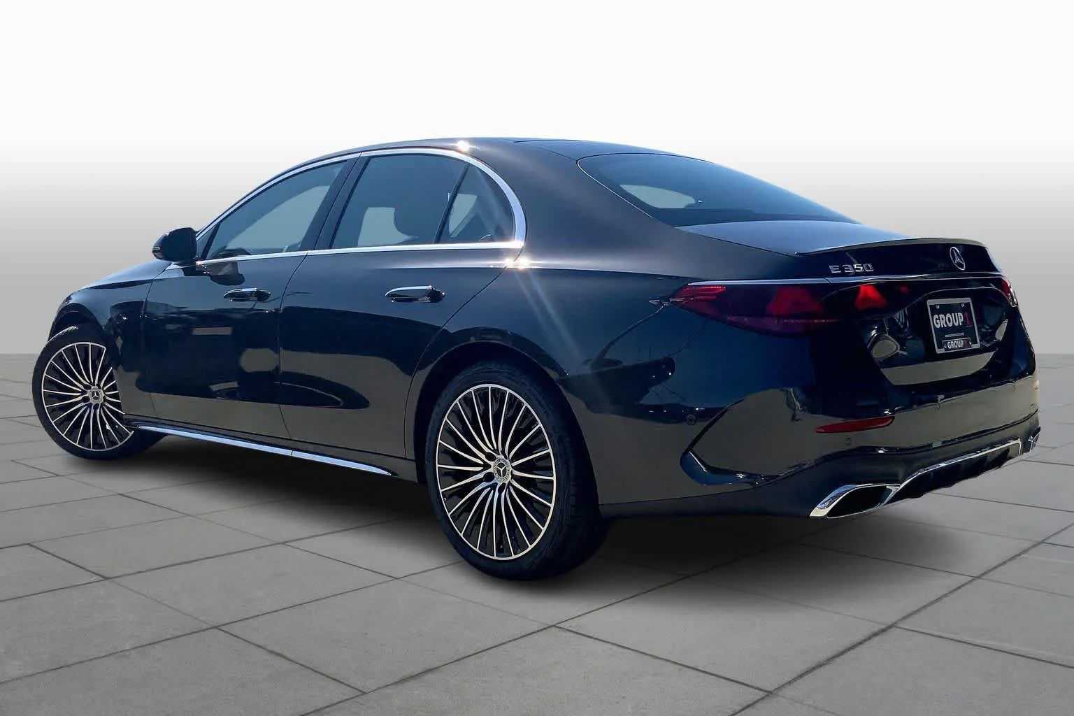 New 2026 Graphite Grey Metallic Mercedes-Benz E 350 image 12