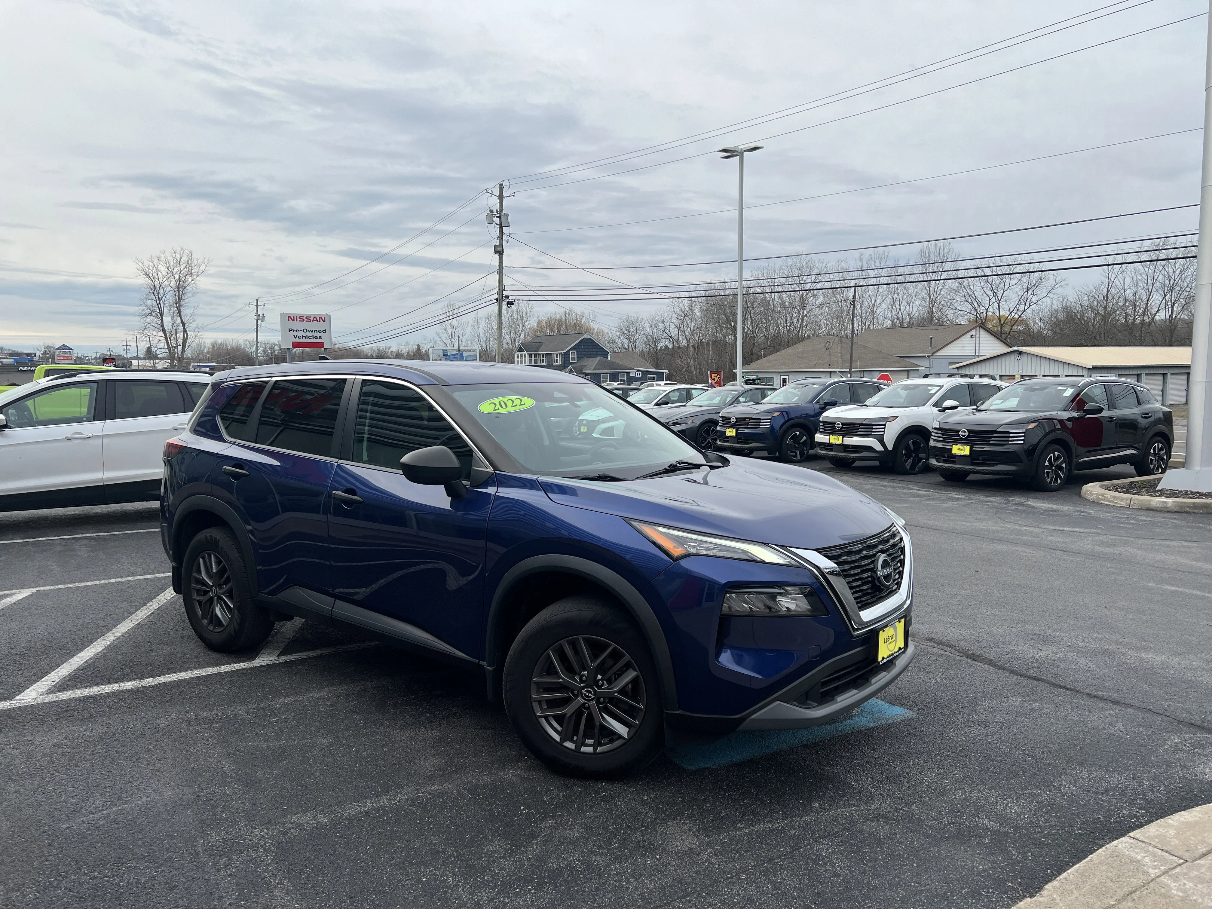 2022 Nissan Rogue S - Photo 14