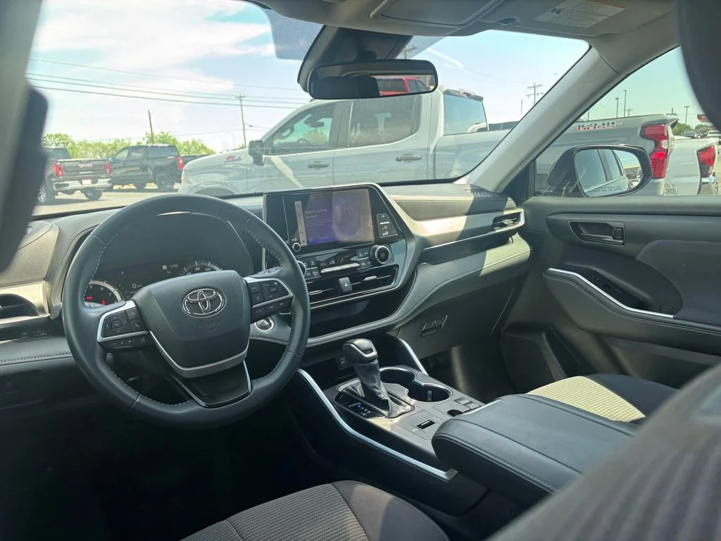 Used 2025 Black Toyota LE image 28