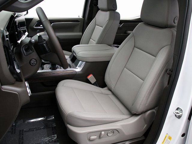 2026 GMC Sierra 1500 SLT - Photo 11