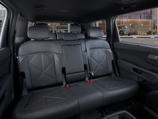 New 2027 Ivory Kia EX image 16