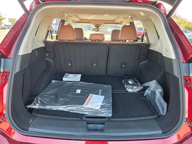 New 2026 Scarlet Ember Tintcoat Nissan Platinum image 14