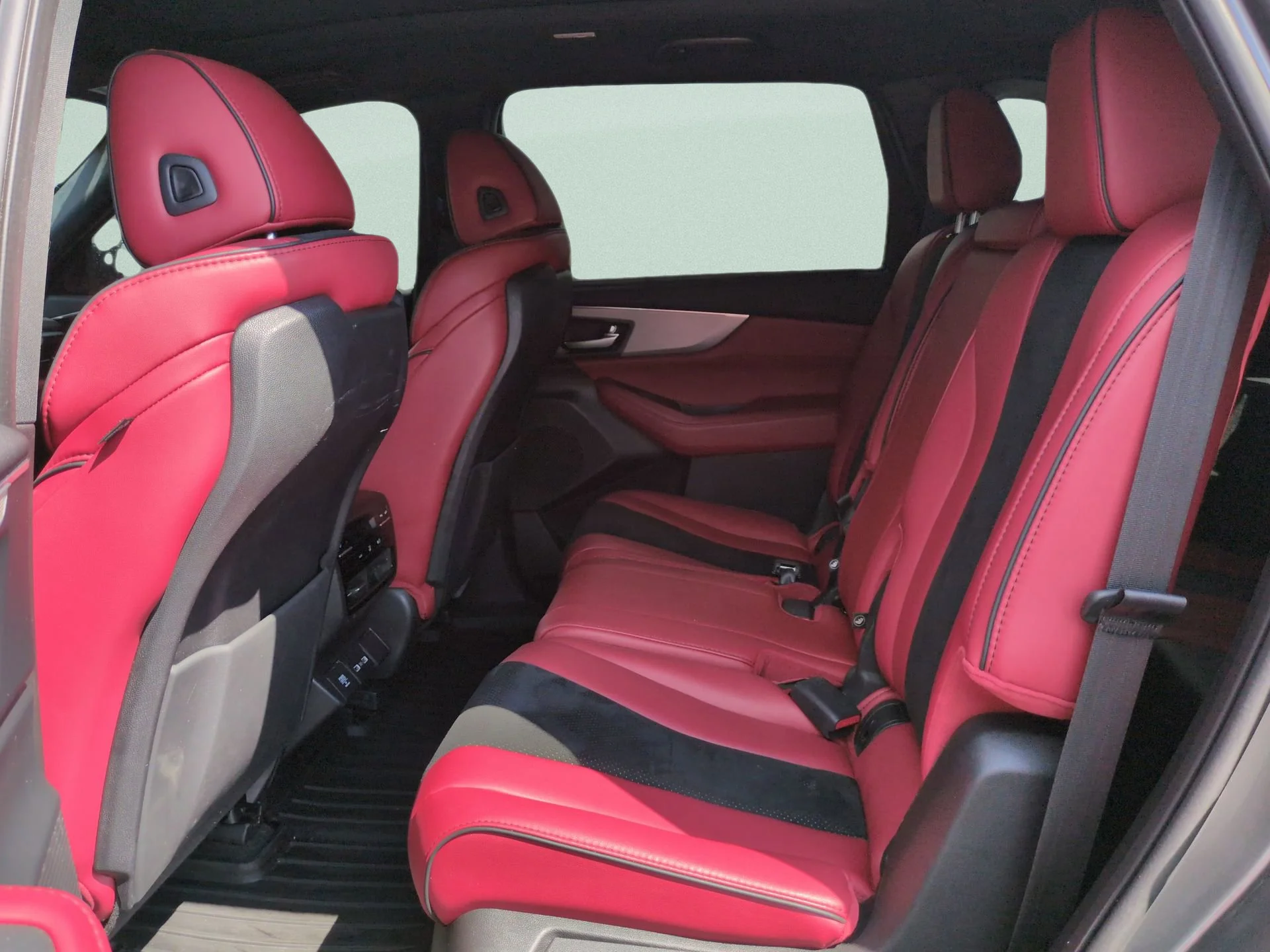 Used 2022  Acura w/A-Spec Package image 2