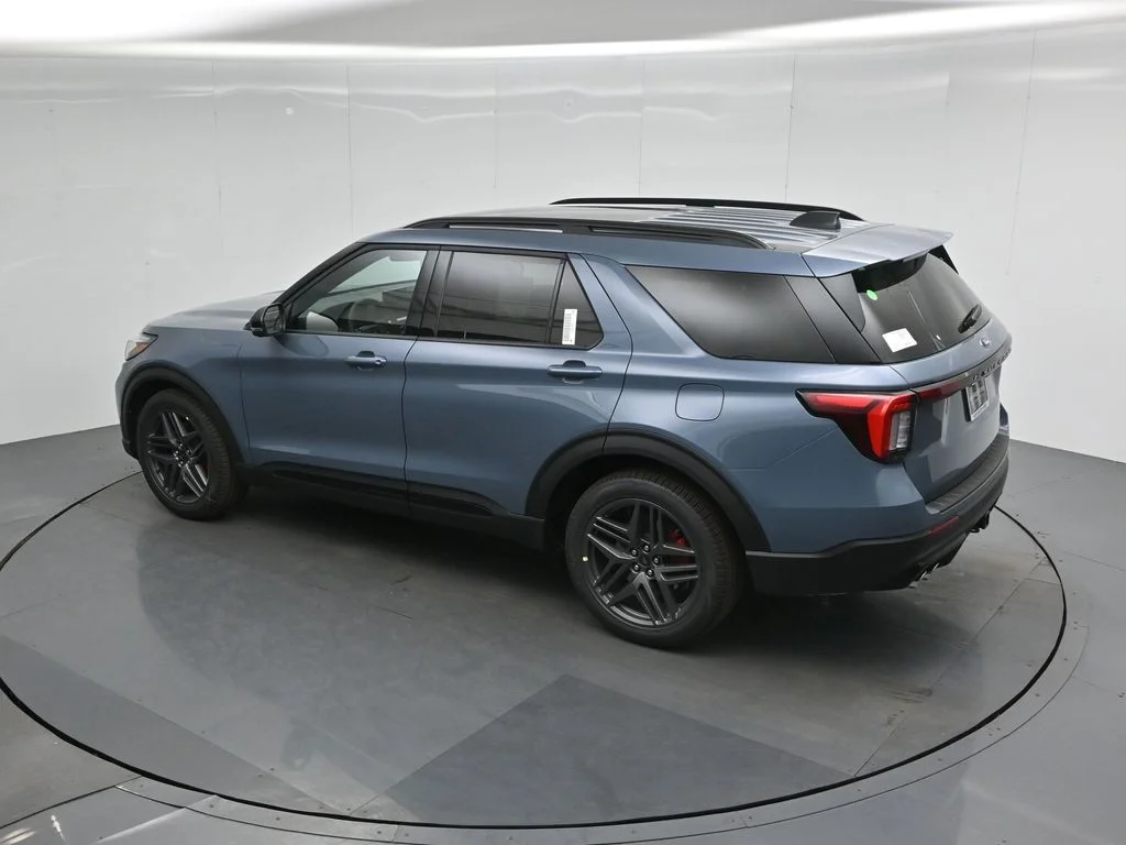 New 2026 Vapor Blue Metallic Ford ST image 42