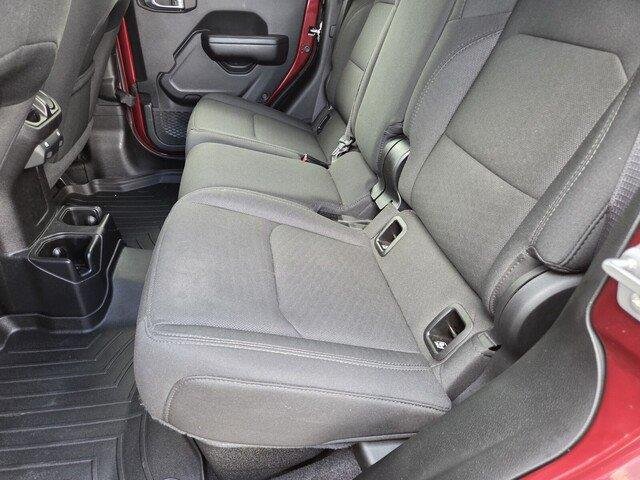 Used 2021 Snazzberry Pearlcoat Jeep Sport S image 23
